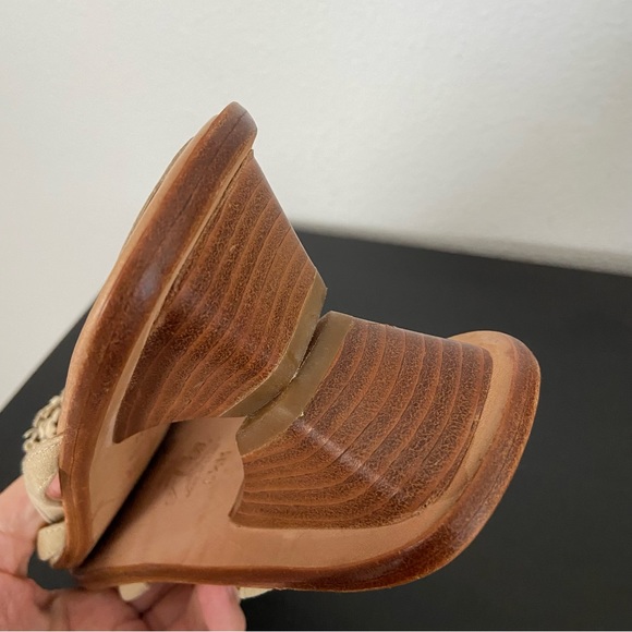 Tommy Bahama Suede Leather Flip Flop Sandals Made in Spain - Picture 9 of 12